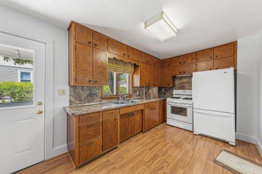 807 2nd Street SW, Faribault, MN 55021