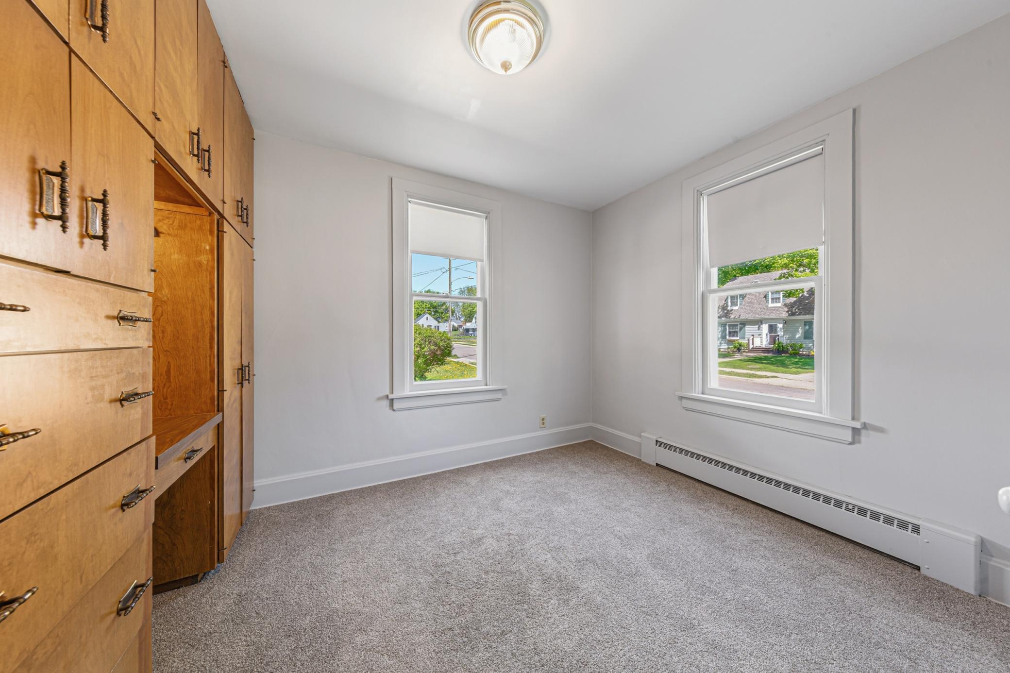 19 bedroom 1.jpg
