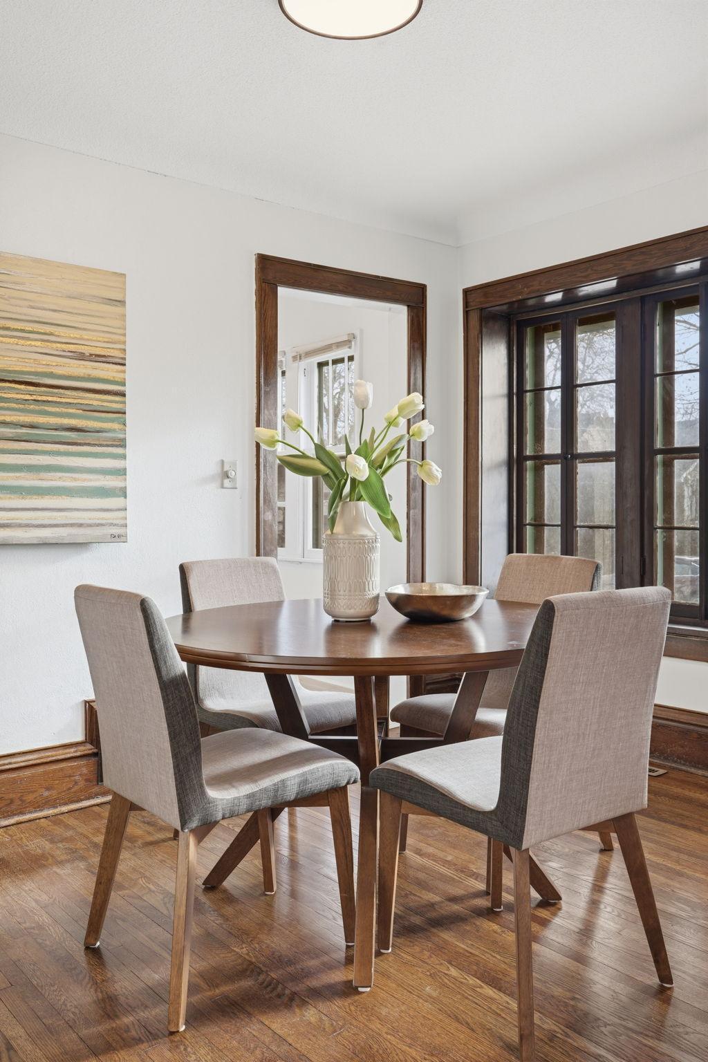 19-web-or-mls-1655 Ross Ave E-19.jpg