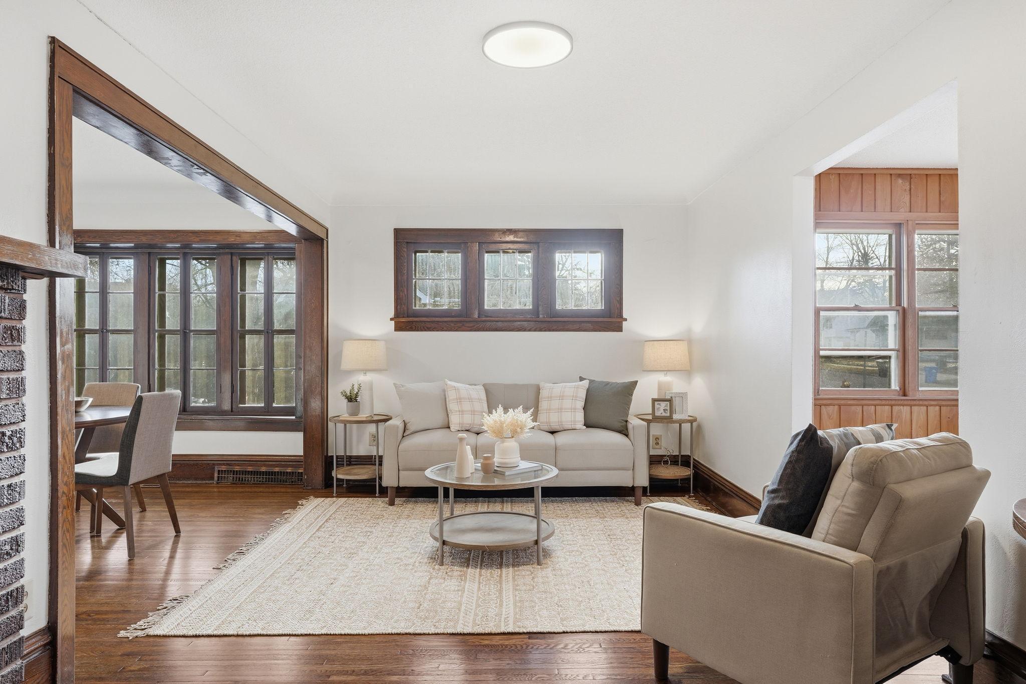 13-web-or-mls-1655 Ross Ave E-13.jpg