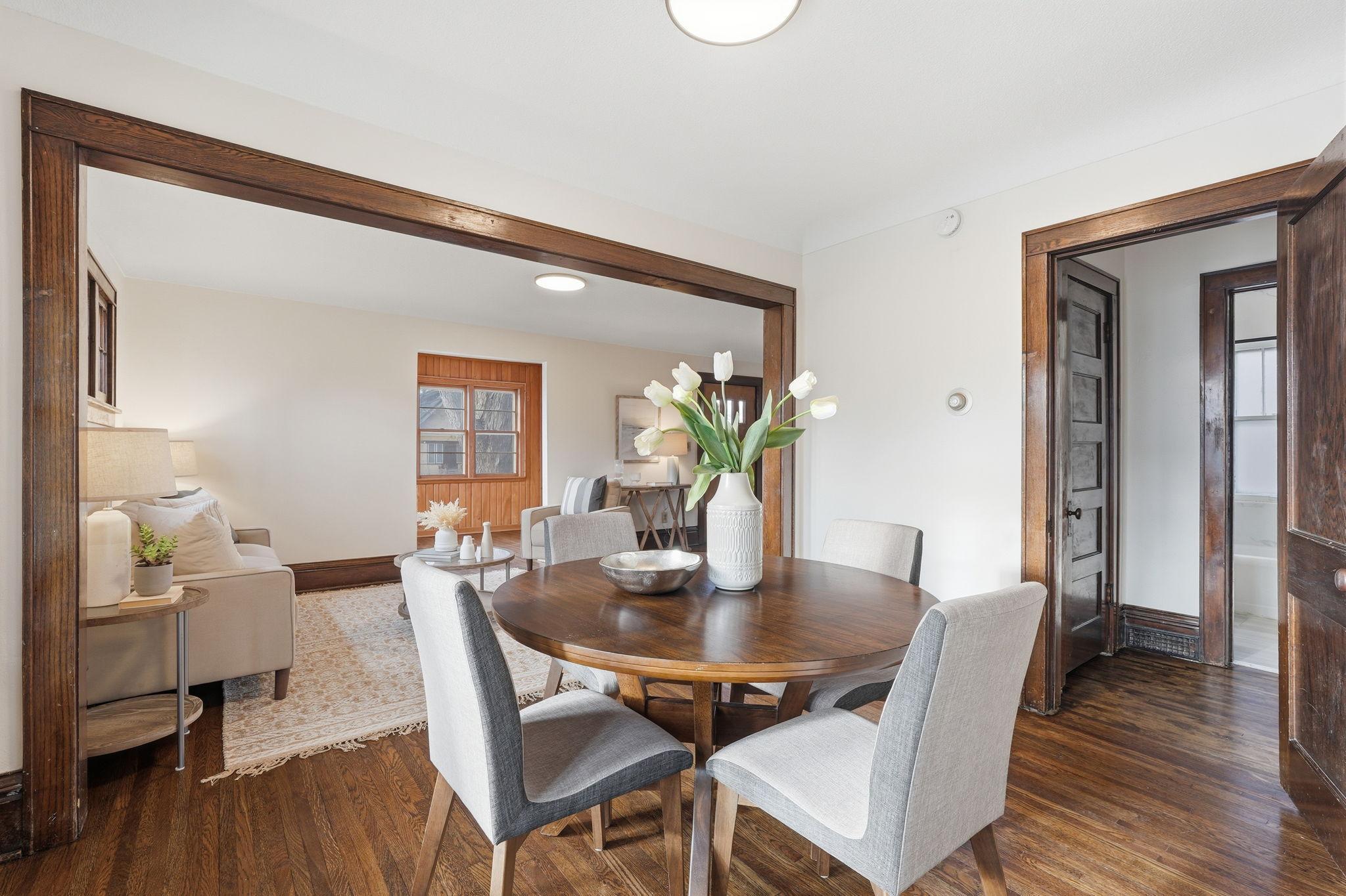 21-web-or-mls-1655 Ross Ave E-21.jpg