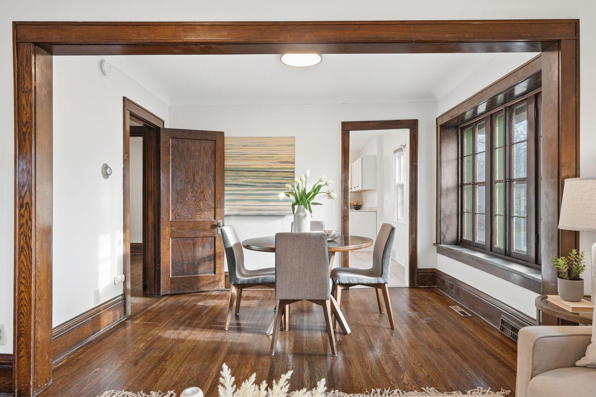 18-web-or-mls-1655 Ross Ave E-18.jpg