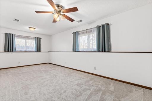 7745 Jeffery Avenue S, Cottage Grove, MN 55016
