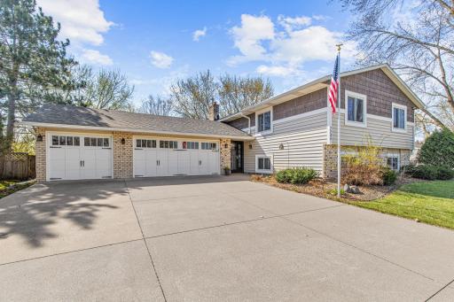 7745 Jeffery Avenue S, Cottage Grove, MN 55016