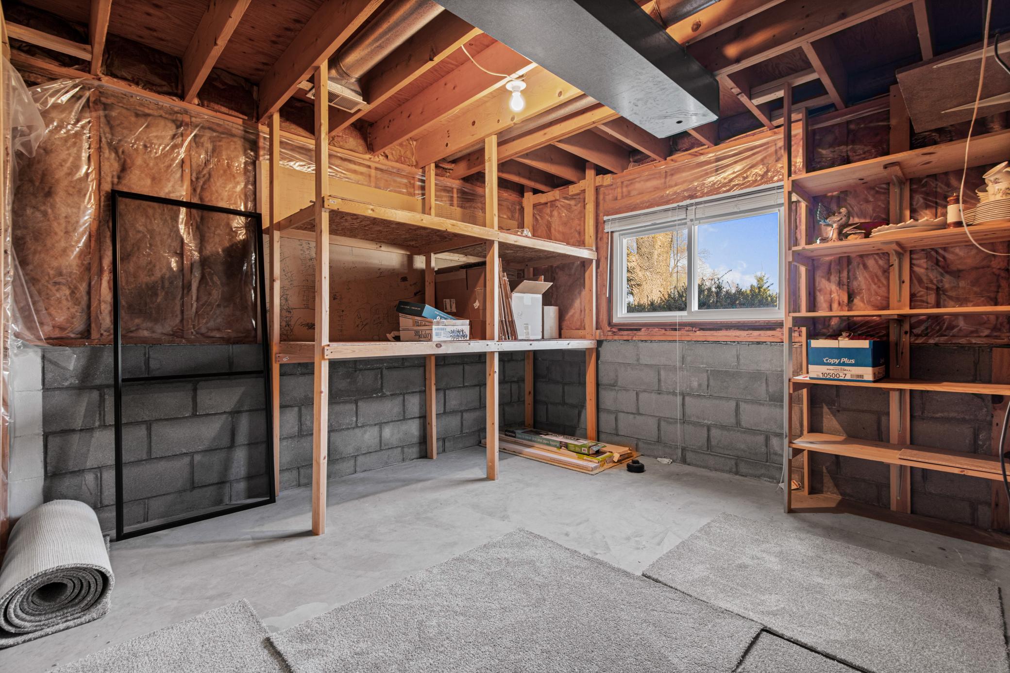Great space for all your outdoor toys