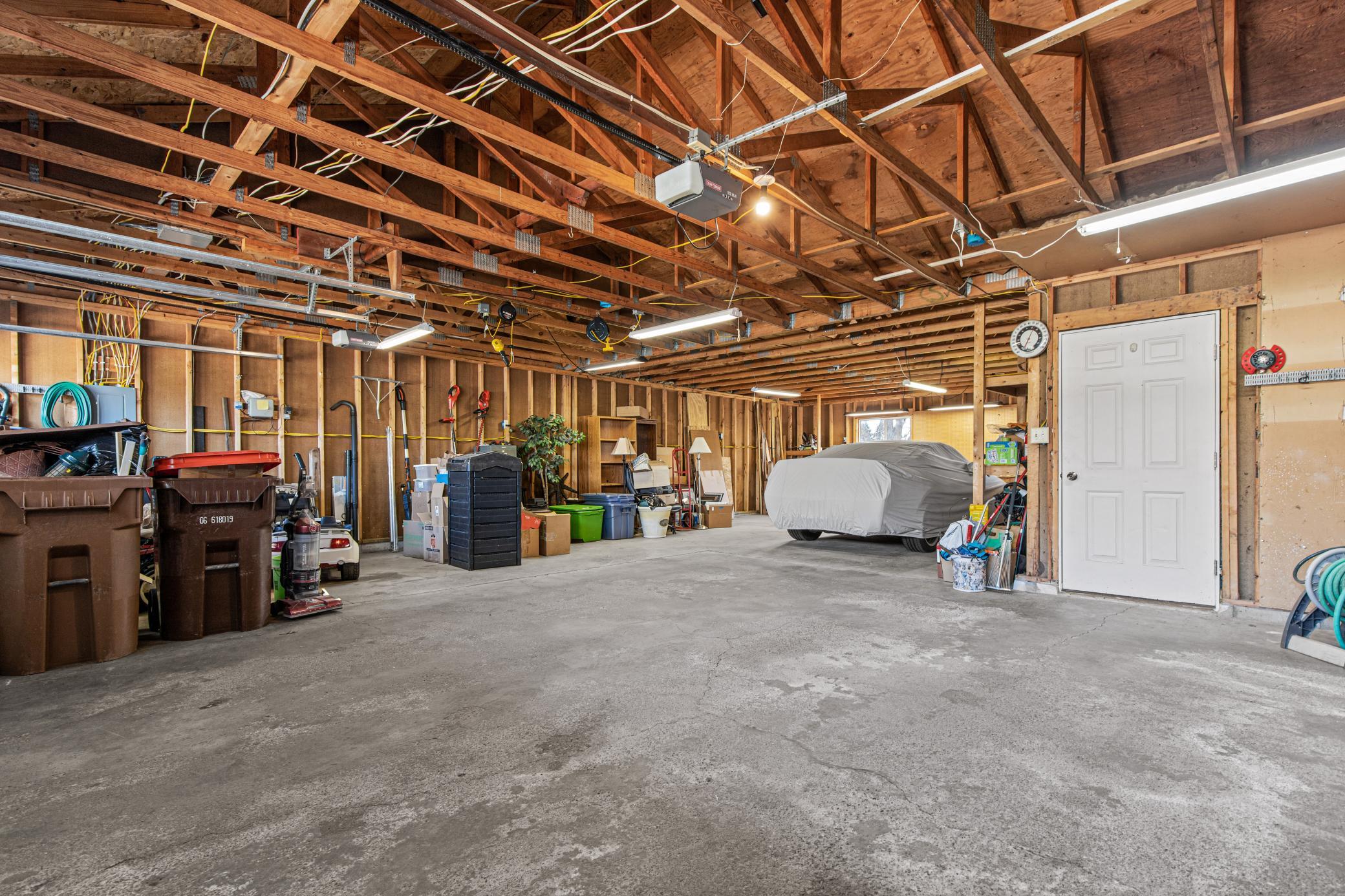 5 Car Garage