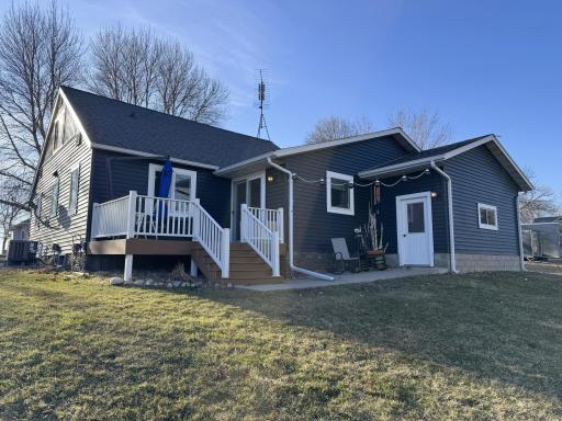 513 Larson Avenue, Ashby, MN 56309