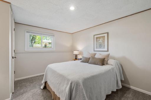6605 Chesshire Lane N, Maple Grove, MN 55311