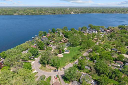 6605 Chesshire Lane N, Maple Grove, MN 55311