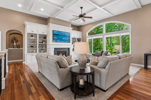 9943 Vagabond Lane N, Maple Grove, MN 55311