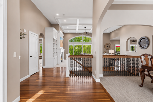 9943 Vagabond Lane N, Maple Grove, MN 55311