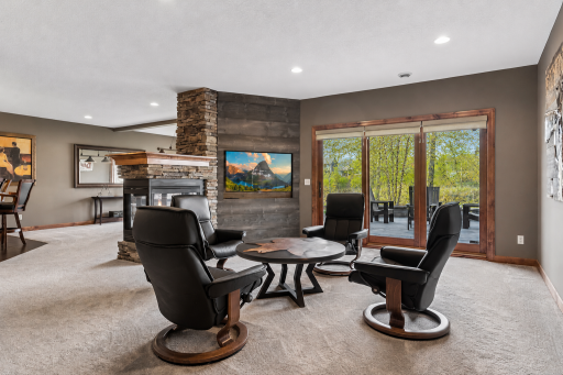9943 Vagabond Lane N, Maple Grove, MN 55311