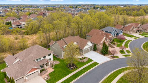 9943 Vagabond Lane N, Maple Grove, MN 55311
