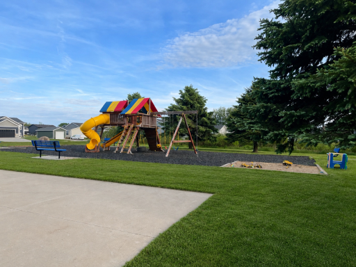 94 5th Avenue SE, Kasson, MN 55944