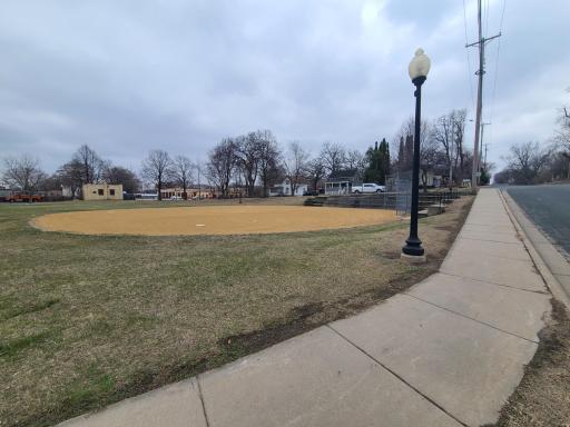 306 5th Street W, Hastings, MN 55033