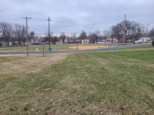 306 5th Street W, Hastings, MN 55033