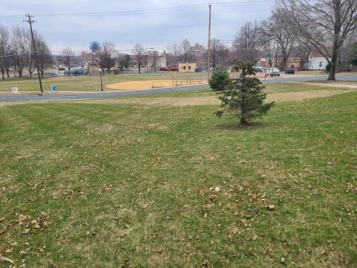 306 5th Street W, Hastings, MN 55033