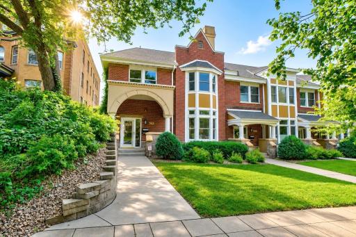 Photo for 552 Summit Avenue, Saint Paul, MN 55102 - listing #7047265 552 Summit Avenue, Saint Paul, MN 55102
