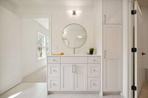 Jack/Jill bath betweens BR2 and BR3