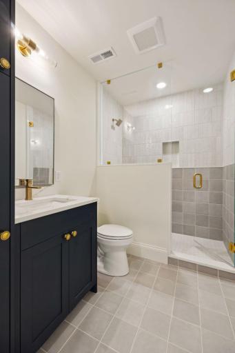 Lower level 3/4 bath