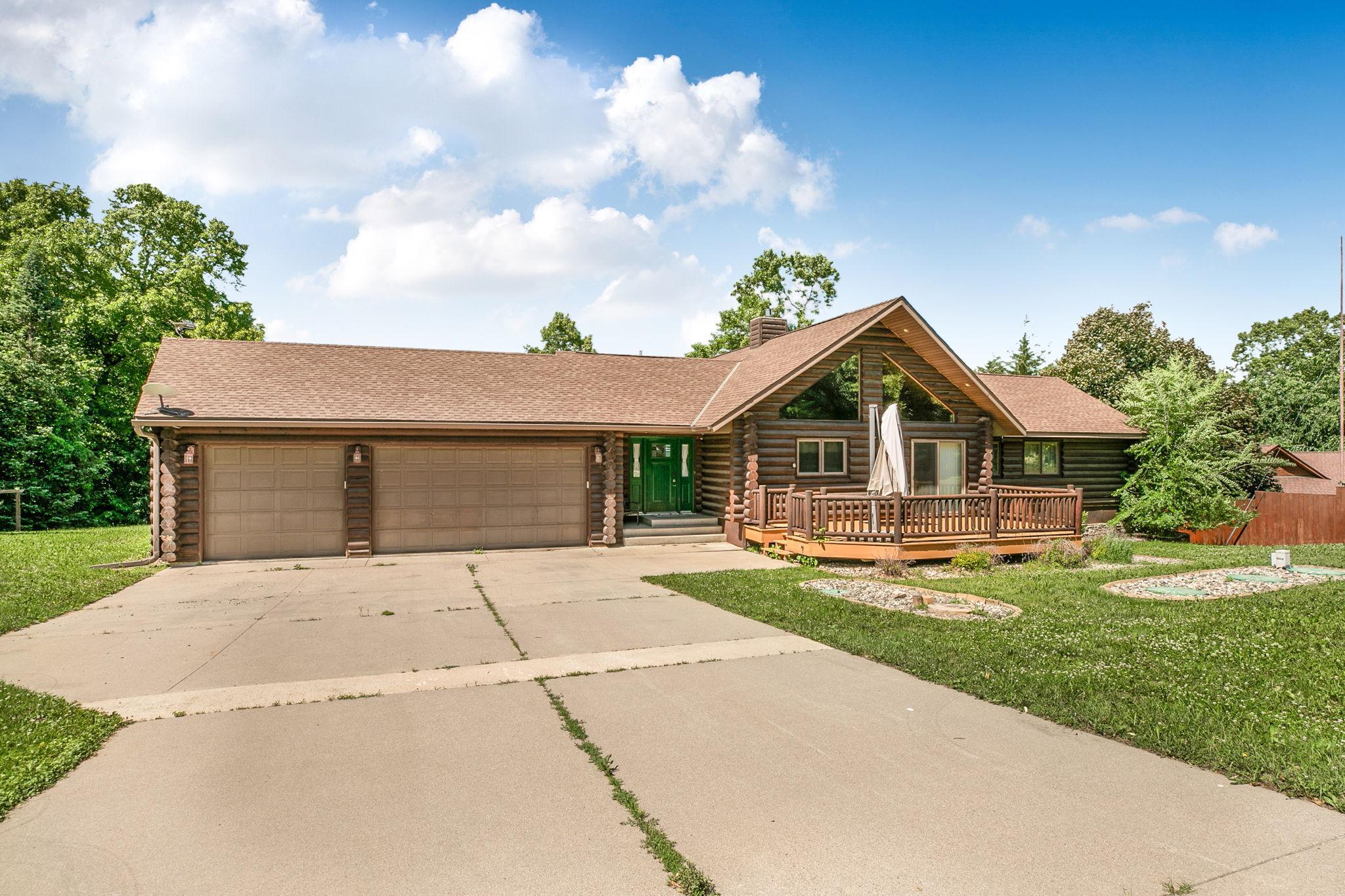 Beautiful curb appeal.