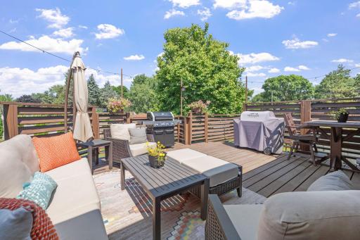 14-web-or-mls-10600 Wyoming Rd Exteriors-14.jpg