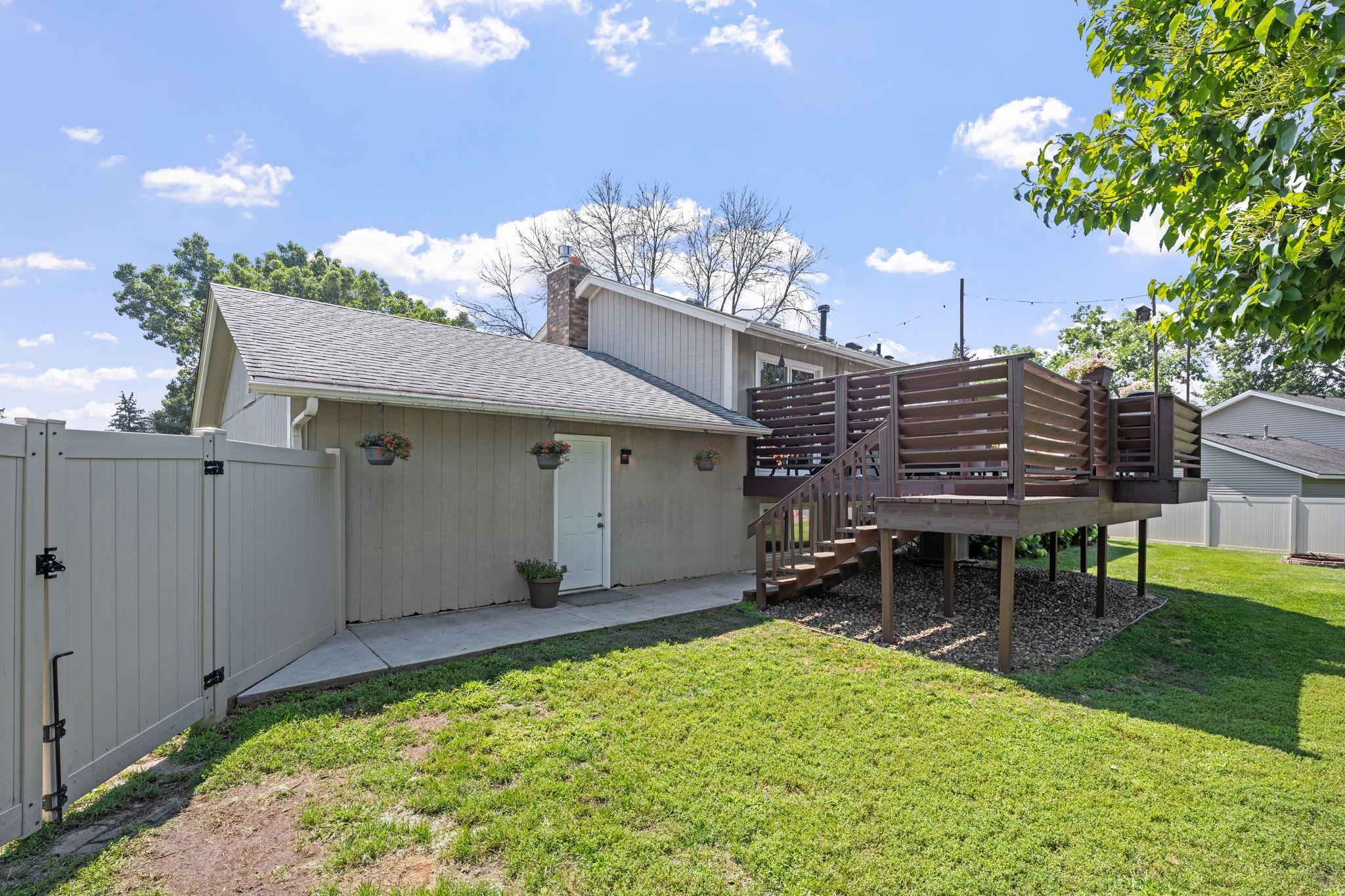 8-web-or-mls-10600 Wyoming Rd Exteriors-8.jpg