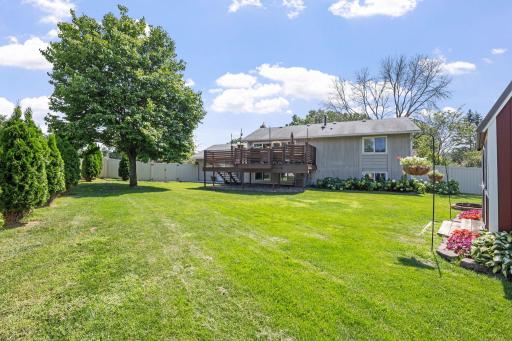 Oversized corner lot in PRIME Bloomington location