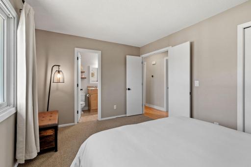 10600 Wyoming Road S, Bloomington, MN 55438
