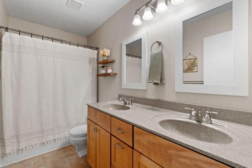 10600 Wyoming Road S, Bloomington, MN 55438