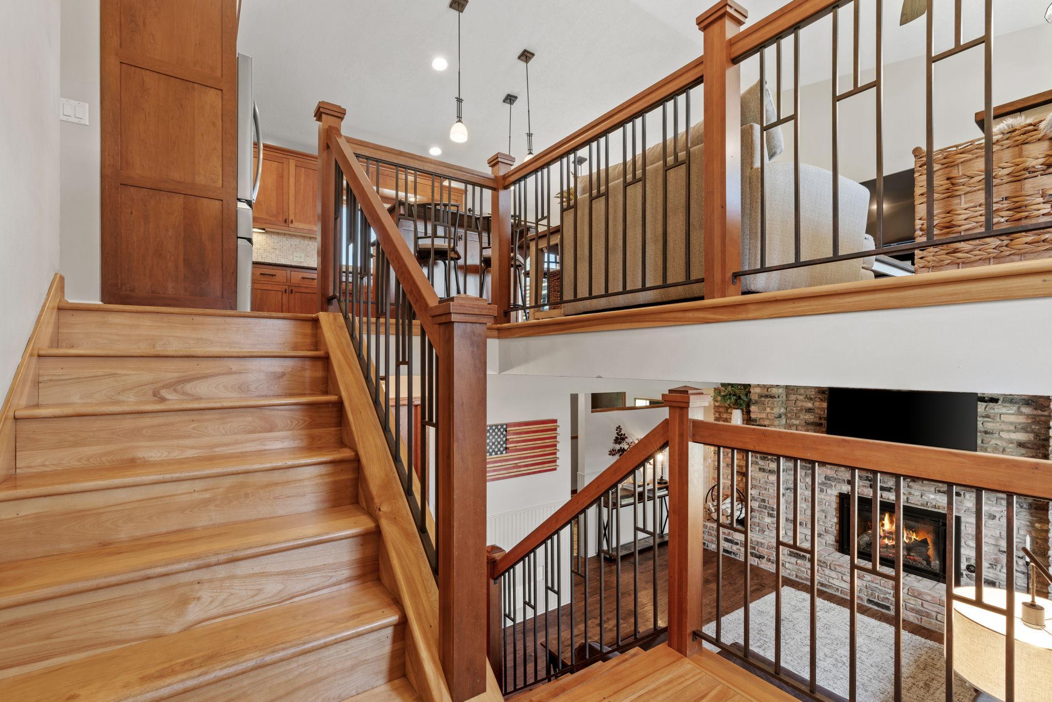 28-web-or-mls-10600 Wyoming Rd-28.jpg