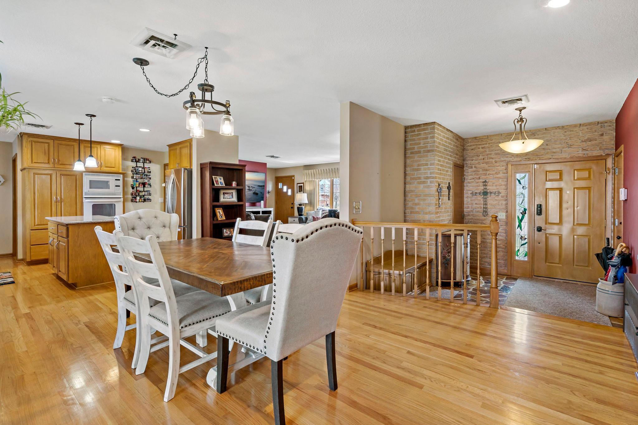 Nice open floor plan!