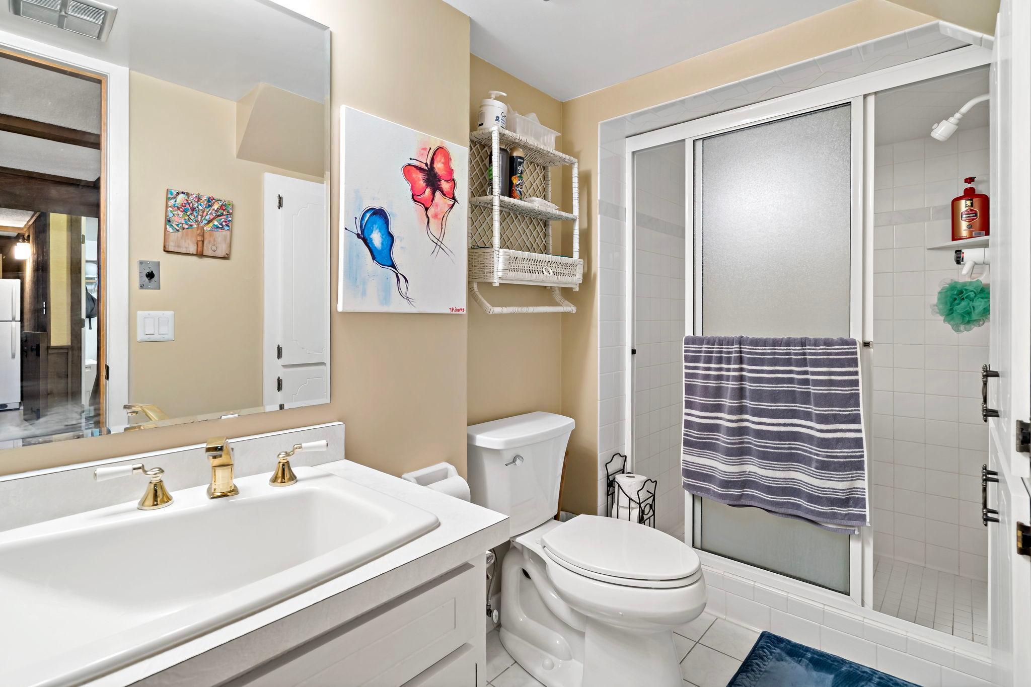 3/4 lower level bath.