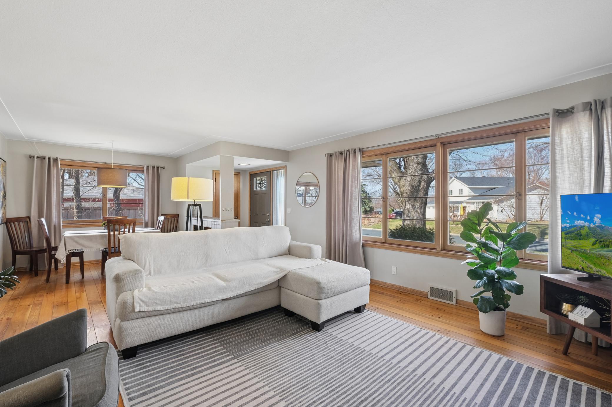 The entryway in this house is quite spacious as well