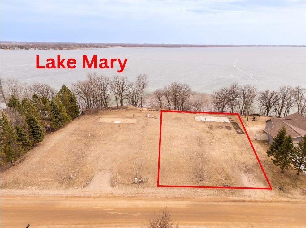 0.49 Acres on Lake Mary with 104 Feet of shoreline
