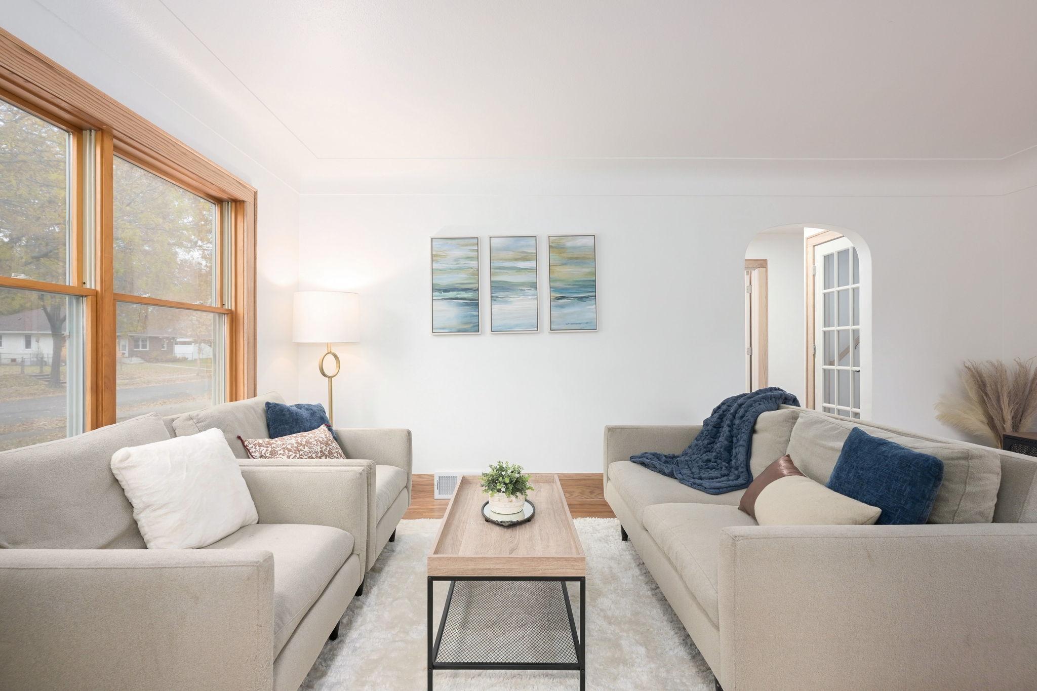 9-web-or-mls-50th Interior-03.jpeg