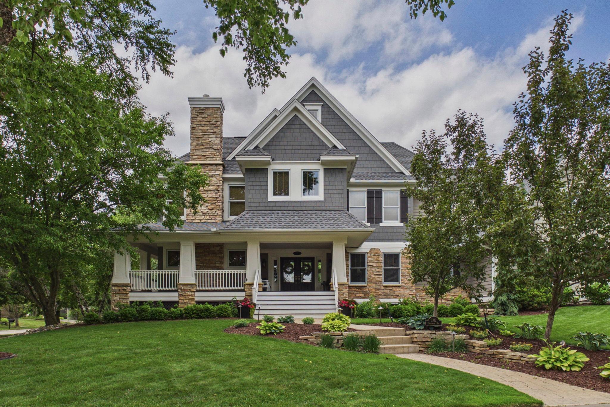 3312 Crestmoor Bay, meticulously maintained and updated throughout
