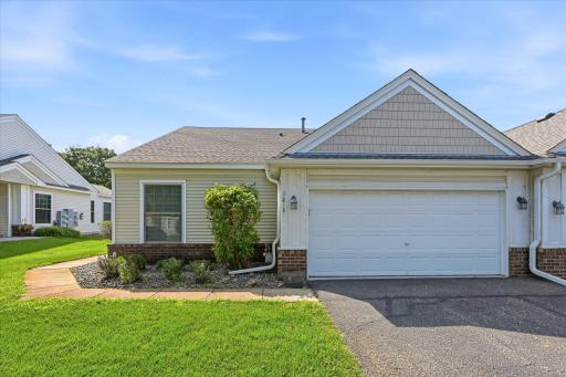 01-5818 Prairie Ridge Dr [3259108]- 001.jpg