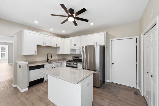 09-5818 Prairie Ridge Dr [3259108]- 009.jpg