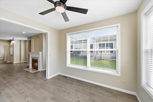 23-5818 Prairie Ridge Dr [3259108]- 023.jpg