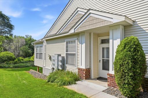05-5818 Prairie Ridge Dr [3259108]- 005.jpg
