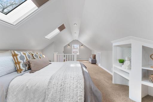 Looking for a private get-away? Reading? TV? Peace and quiet!
