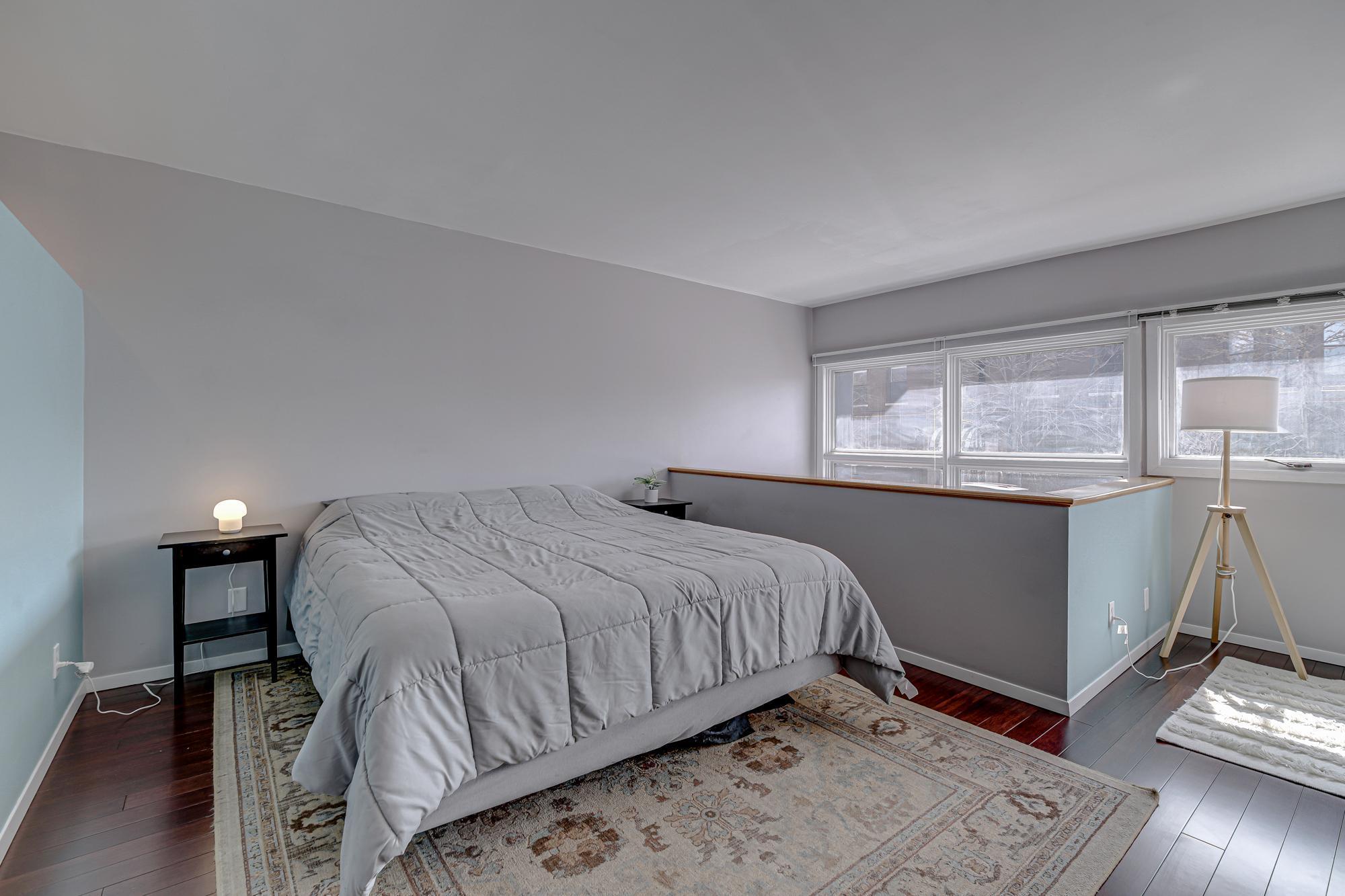 Area for bed and nightstands