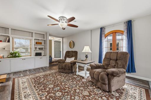718 3rd Street SW, Waseca, MN 56093