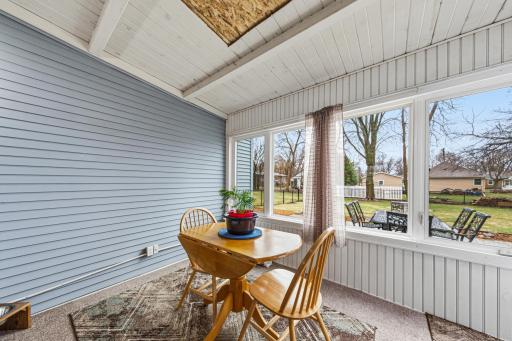 718 3rd Street SW, Waseca, MN 56093