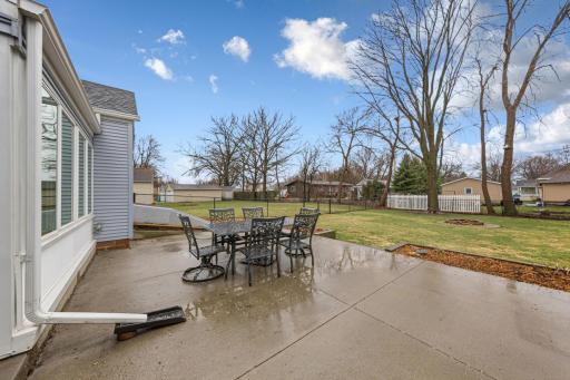 718 3rd Street SW, Waseca, MN 56093