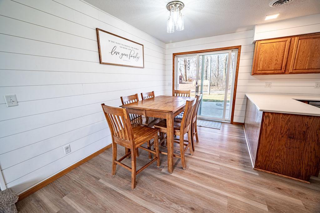 Dining Room w/Shiplap wall