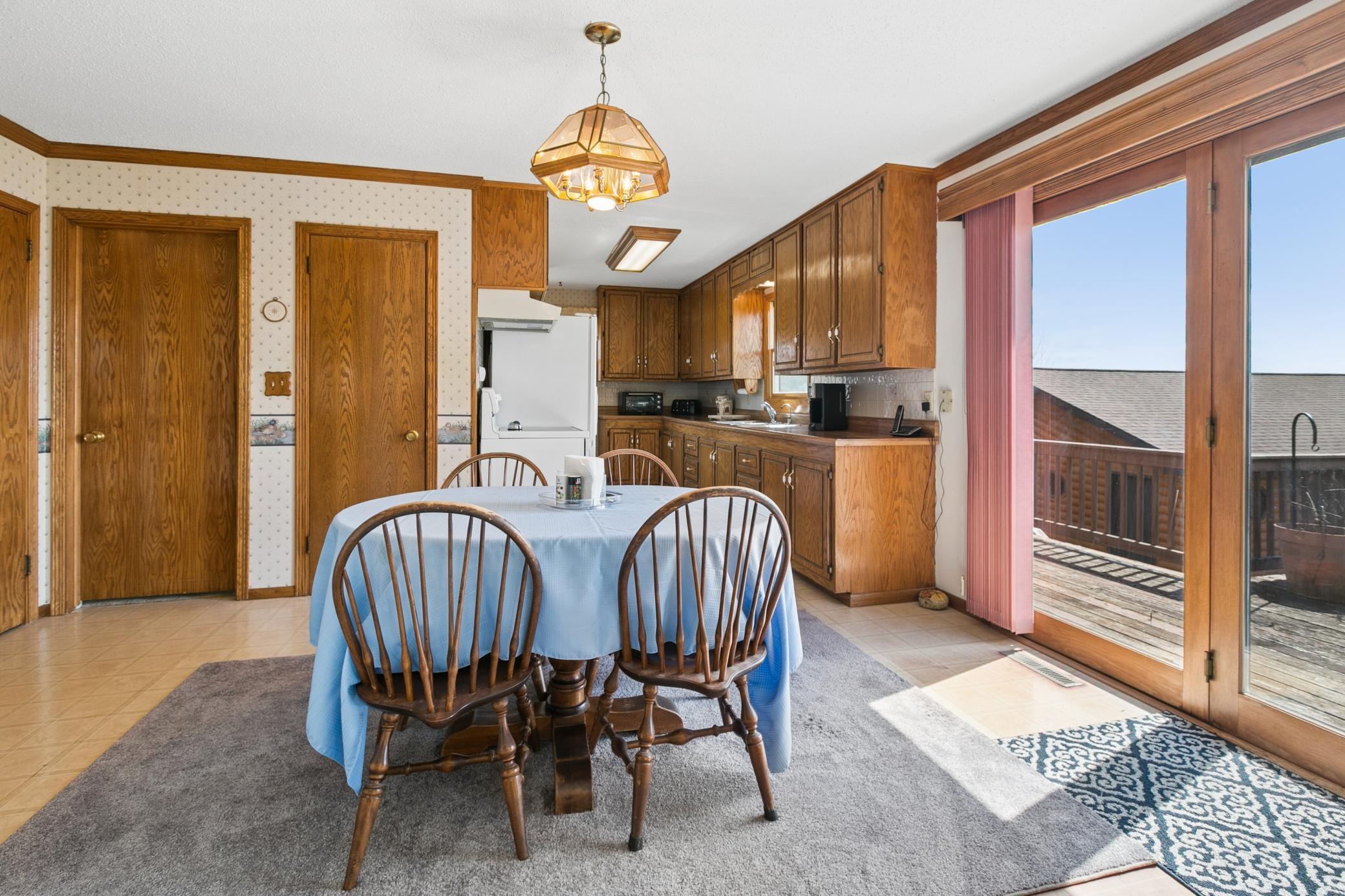 Note the crown molding and custom made cornices.