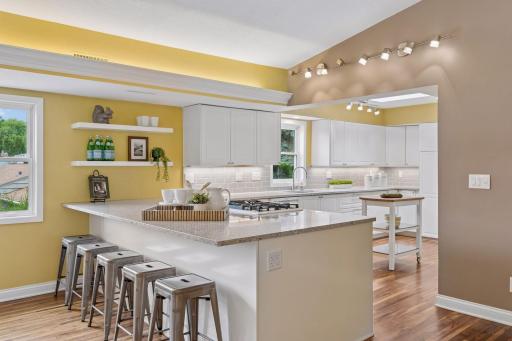 1131 South Davern Street - Spacecrafting - 0021.jpg