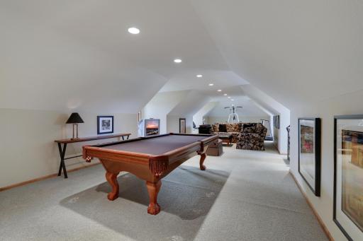 15330 Masons Pointe, Eden Prairie, MN 55347